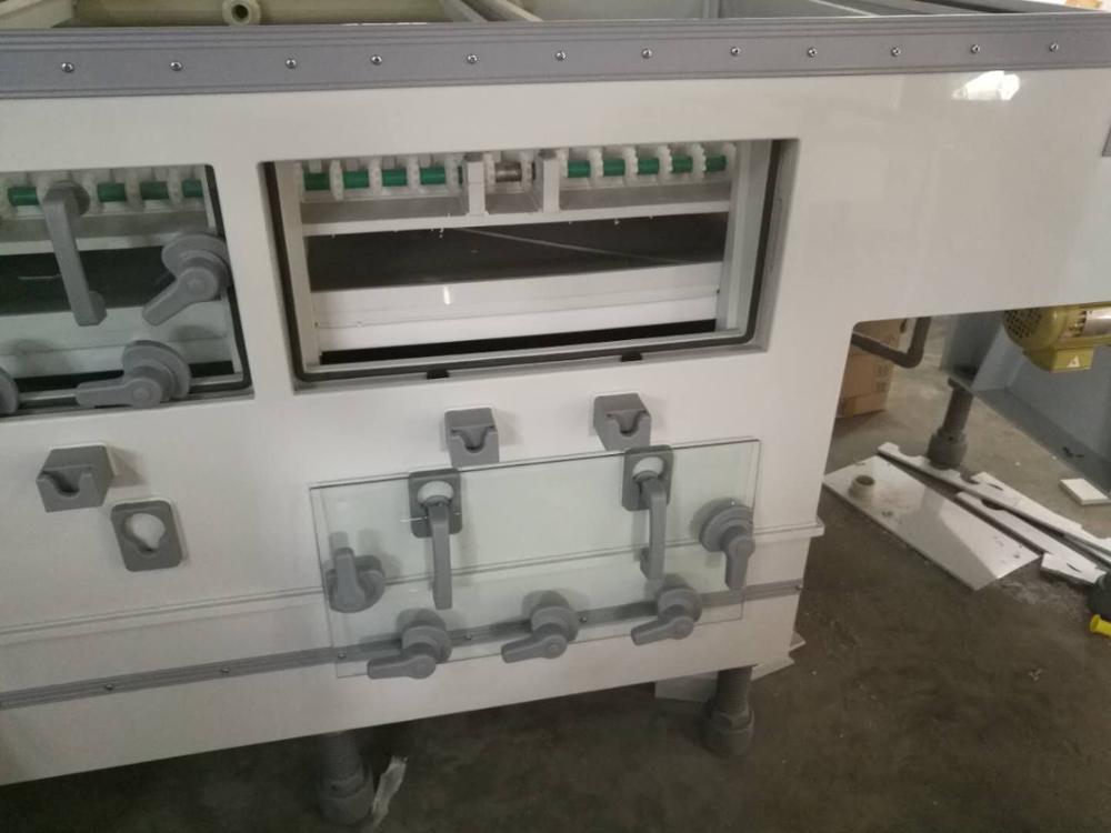 PCB Vacuum etchers automatic pcb chemical etching machine with rinsing