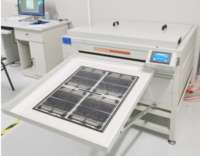 Analysis of Film Deformation in PCB Process